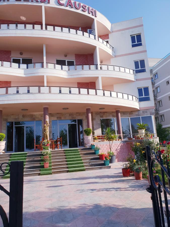 Kompleksi Caushi Hotel
